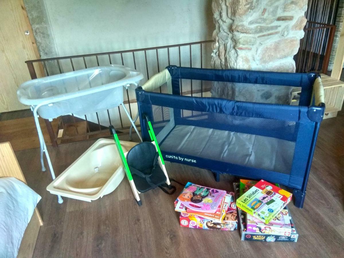 Can Nofre - Masia Familiar En Zona Tranquila Amer Luaran gambar